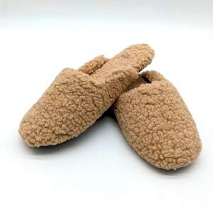 Alfani Shearling Slide Boxed Slipper. Toffee Latte (tan). Size L (9/10). NIB